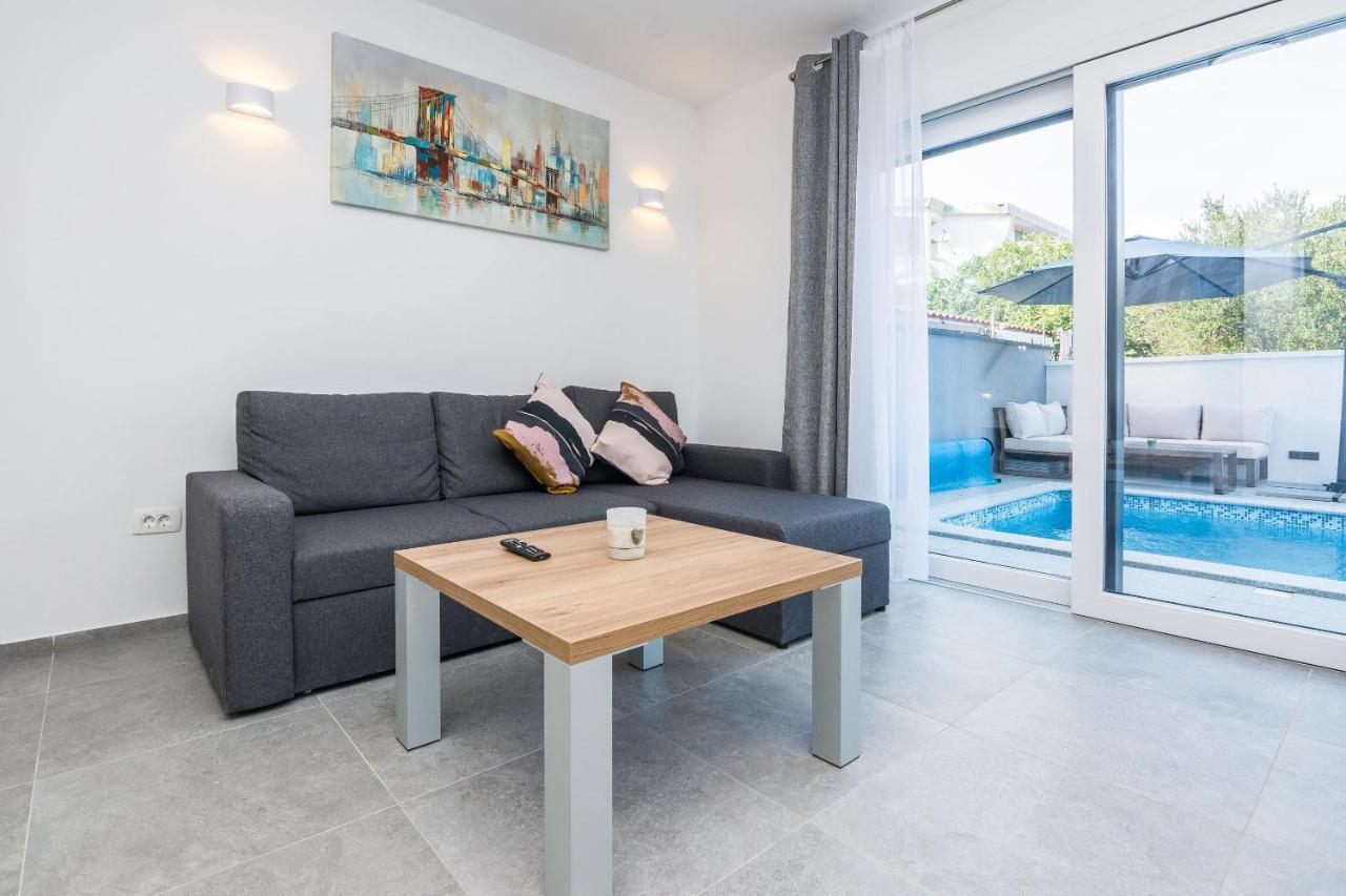 Apartment Spanic 1 Vir Buitenkant foto